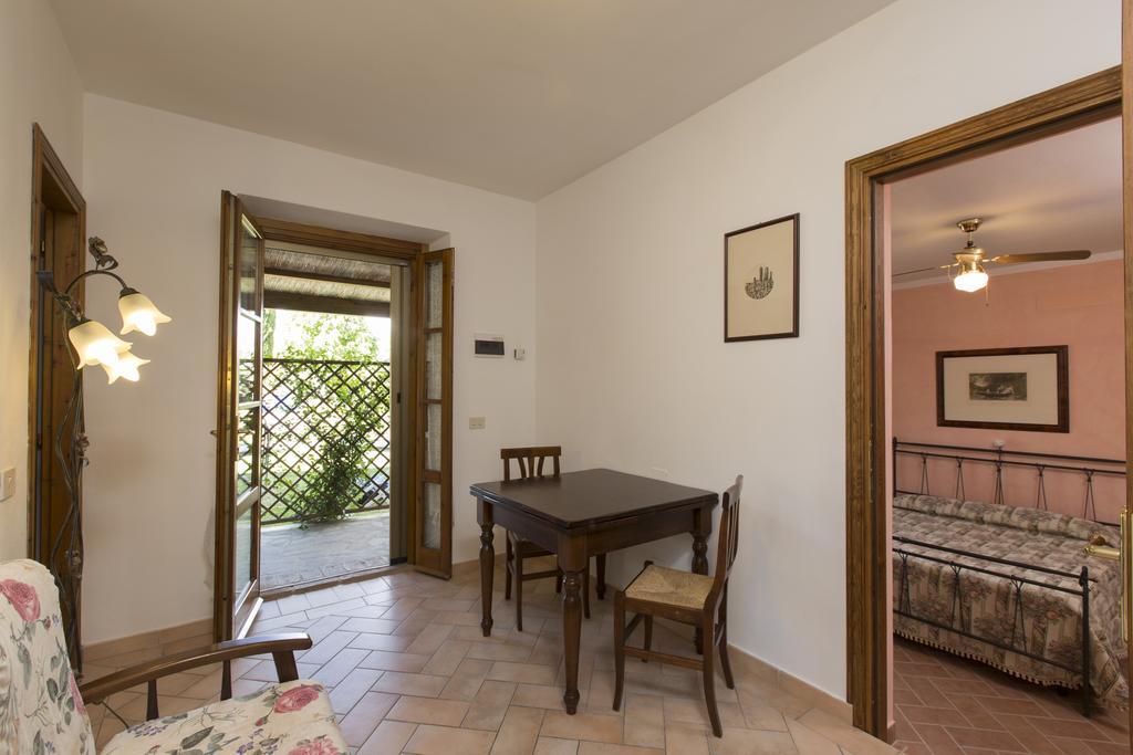 Casa Vacanza Le Case San Gimignano Exterior foto